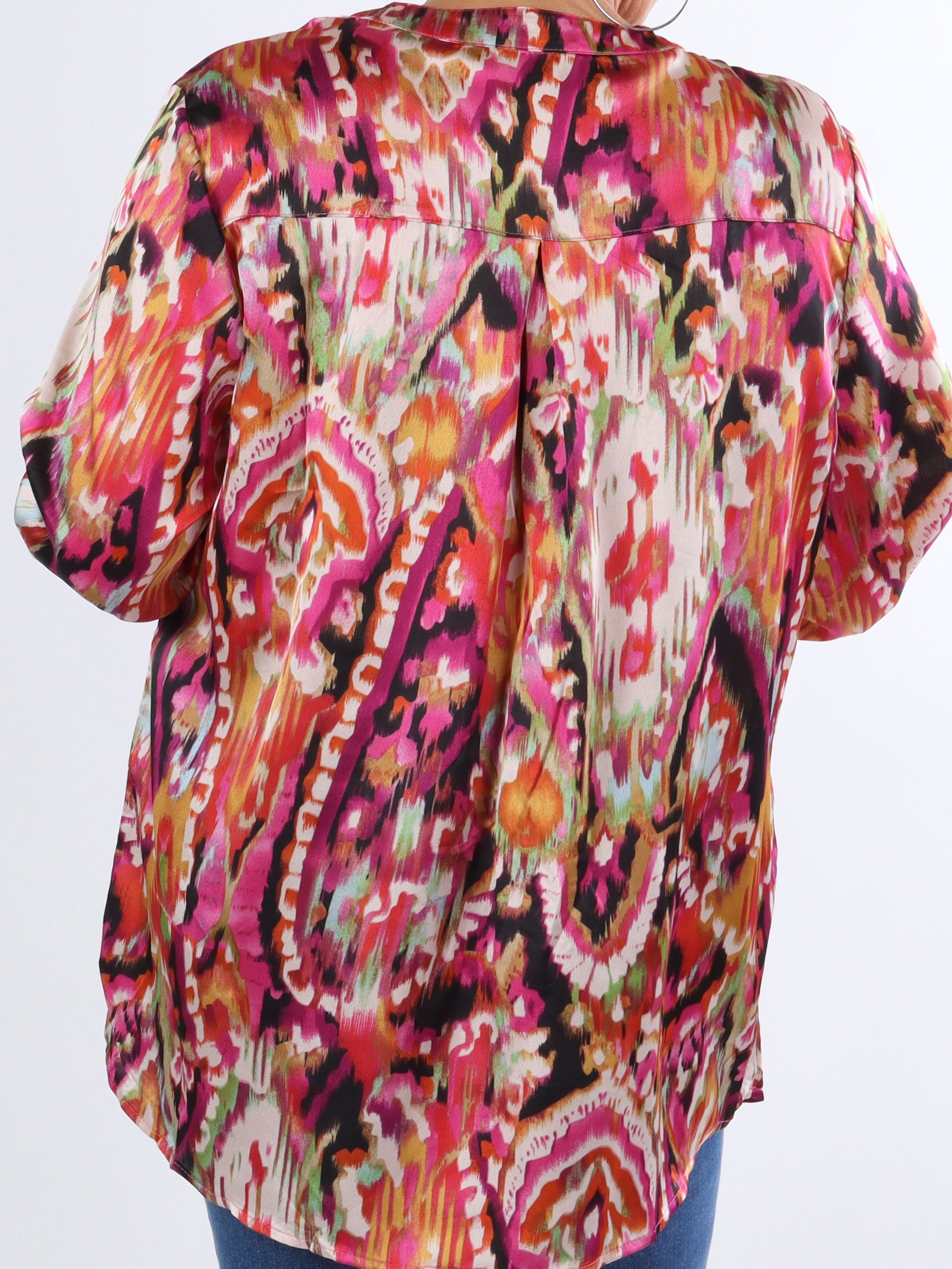 Leona - Flerfarvet mønstret skjorte i silkelook